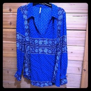 Free People long sleeved boho top medium